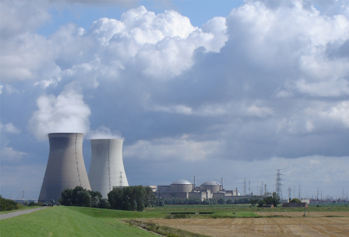 Das belgische Atomkraftwerk Doel. [Foto: CC BY-SA 3.0]