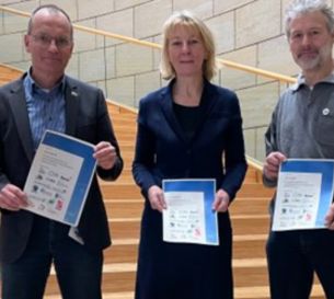 Vorstellung des 10-Punkte-Plans im Landtag. [Foto: B. Königs]