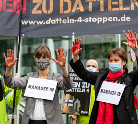 BUND-Protest zur Uniper-Hauptversammlung.