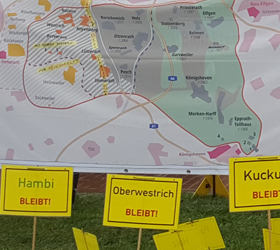 Protestaktion vor dem Landtag am 15.12.2020. [Foto: Dirk Jansen]