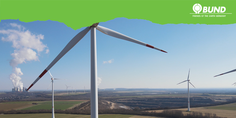 Windenergieanlagen am Tagebau Garzweiler. [Foto: Dirk Jansen]